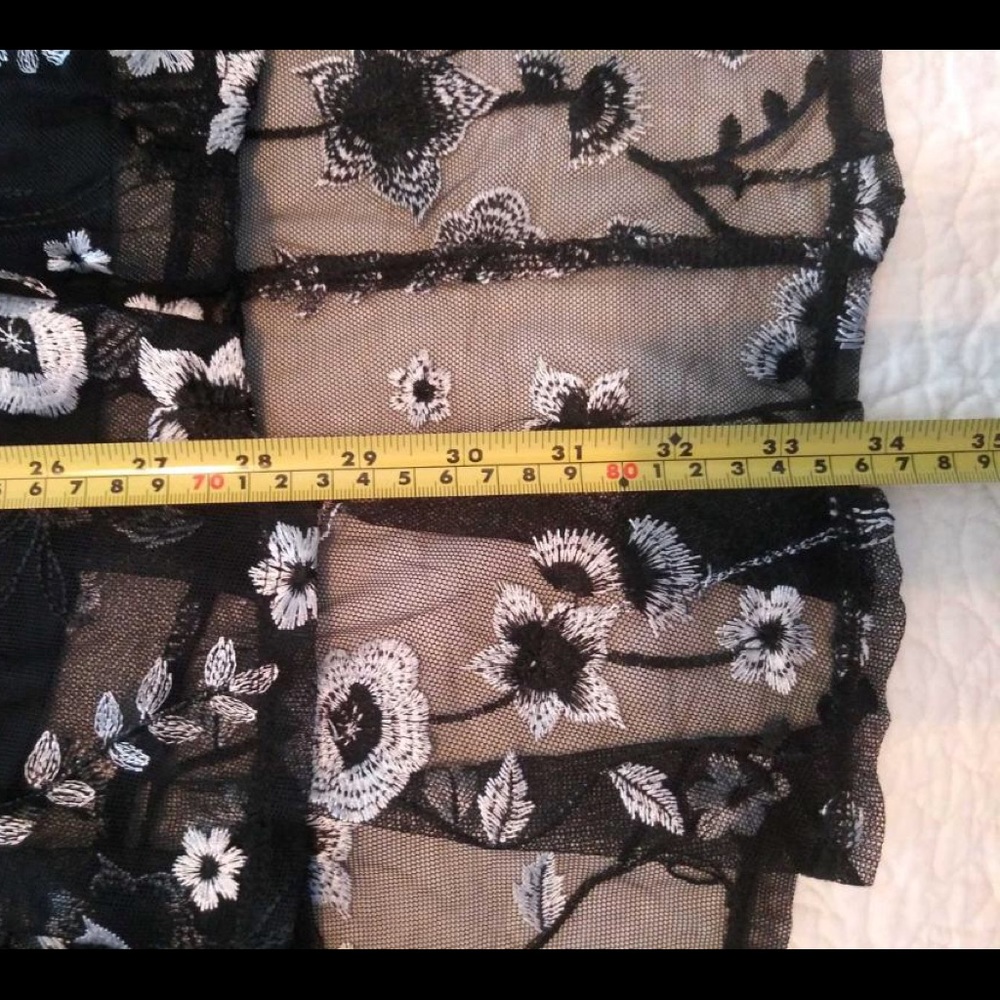 Thalia skirt size 14 - Picture 5 of 6